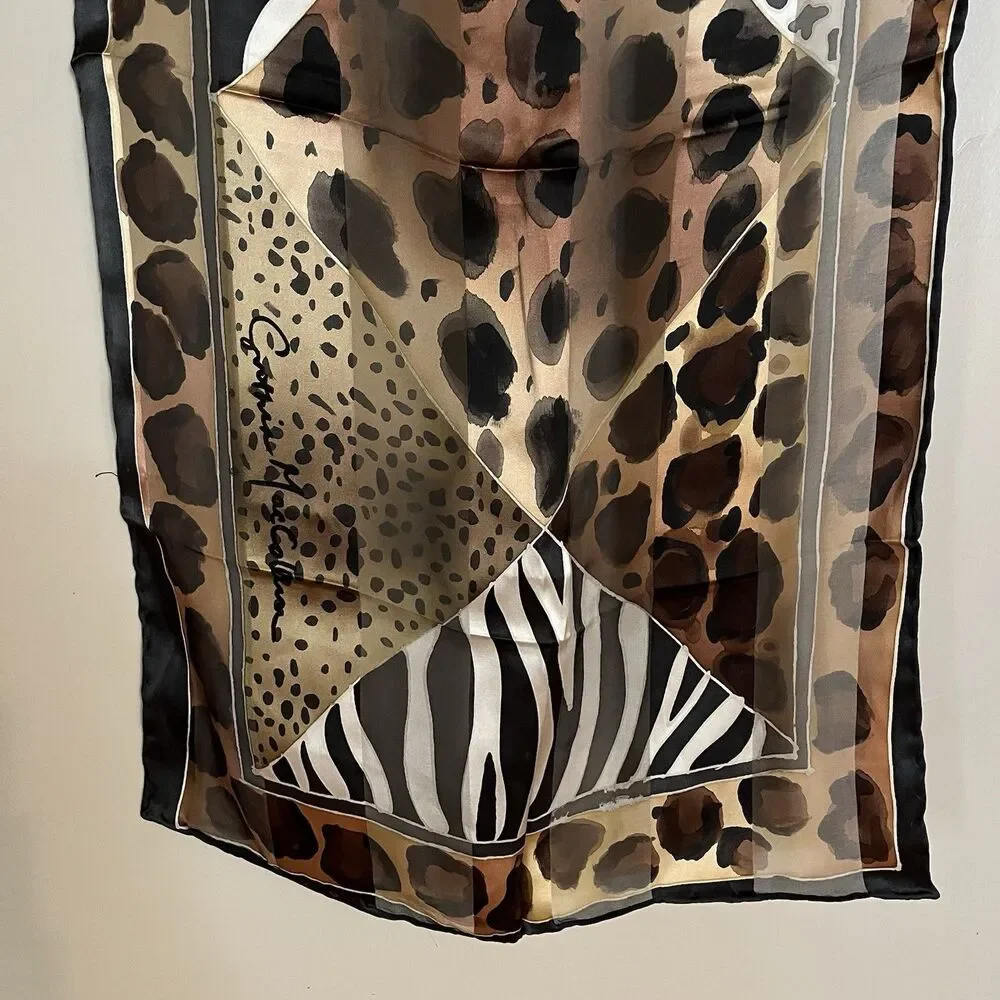 Cynthia MacCollum 100% Silk Rectangle Geometric‎ Animal Print Scarf Signed 15x57